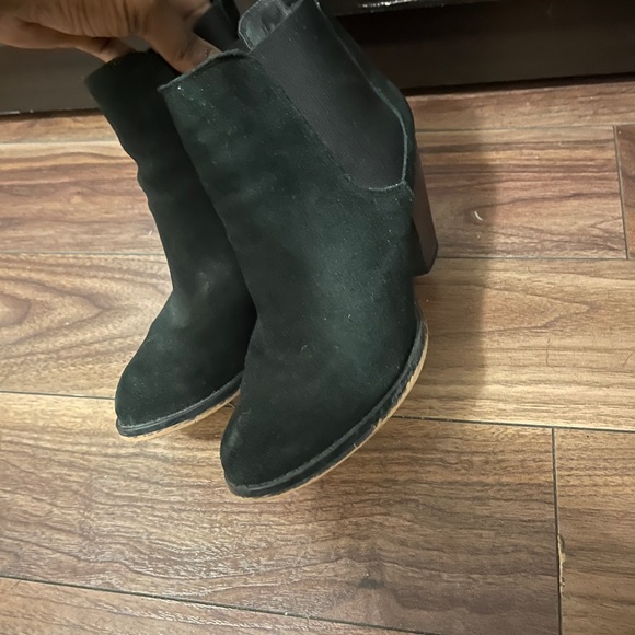 Black booties - Picture 2 of 3